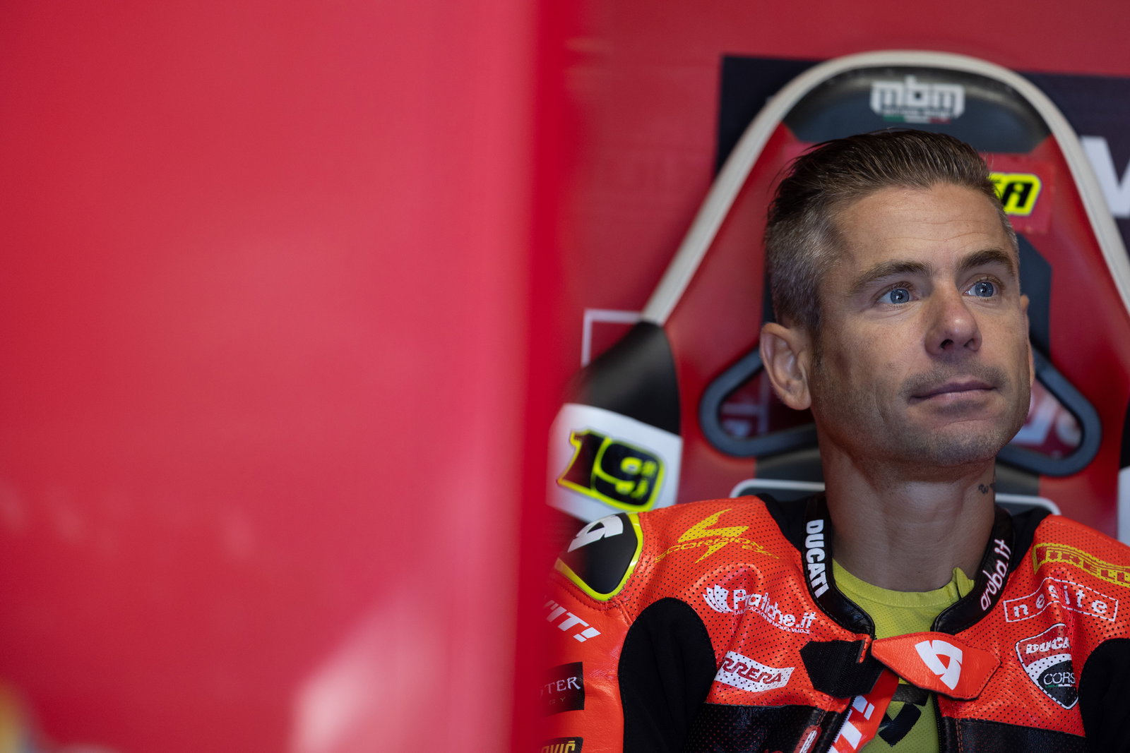 Alvaro Bautista, 2025 UK WorldSBK, pit box. Credit: Gold and Goose.