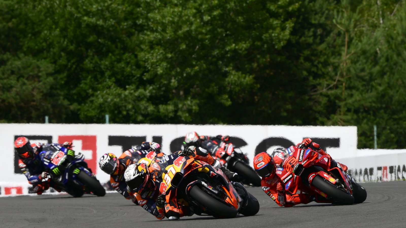 Pedro Acosta leads Marc Marquez, 2025 MotoGP Czech Grand Prix, Sprint. Credit: Gold and Goose.