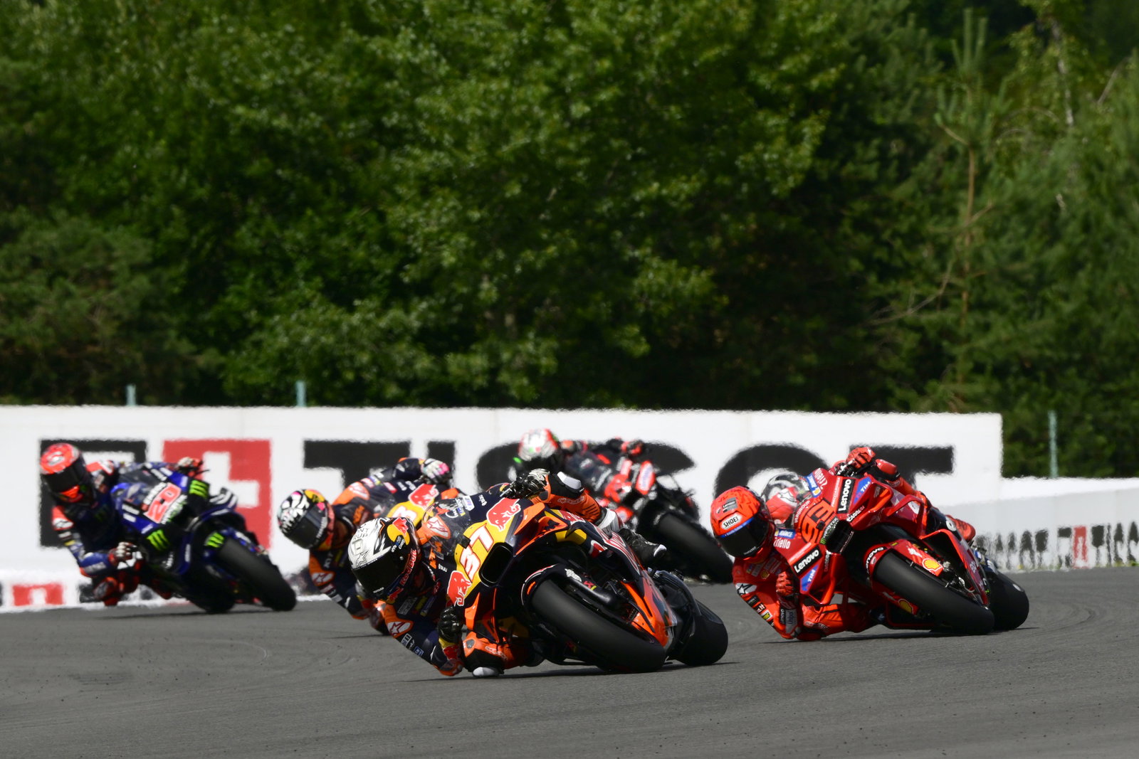 Pedro Acosta leads Marc Marquez, 2025 MotoGP Czech Grand Prix, Sprint. Credit: Gold and Goose.