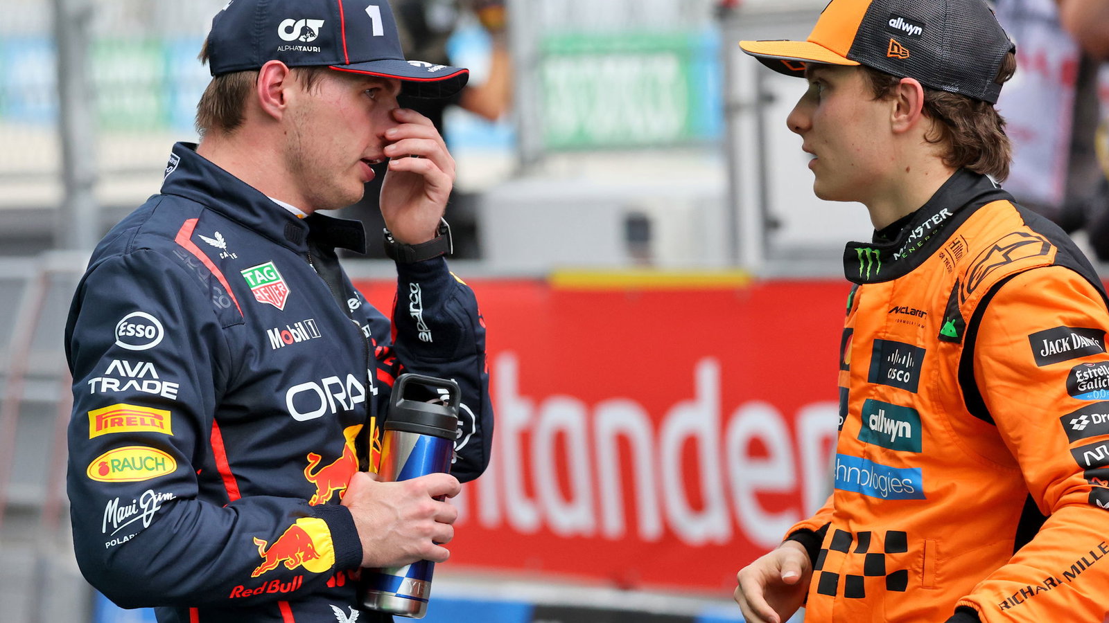 Max Verstappen and Oscar Piastri 