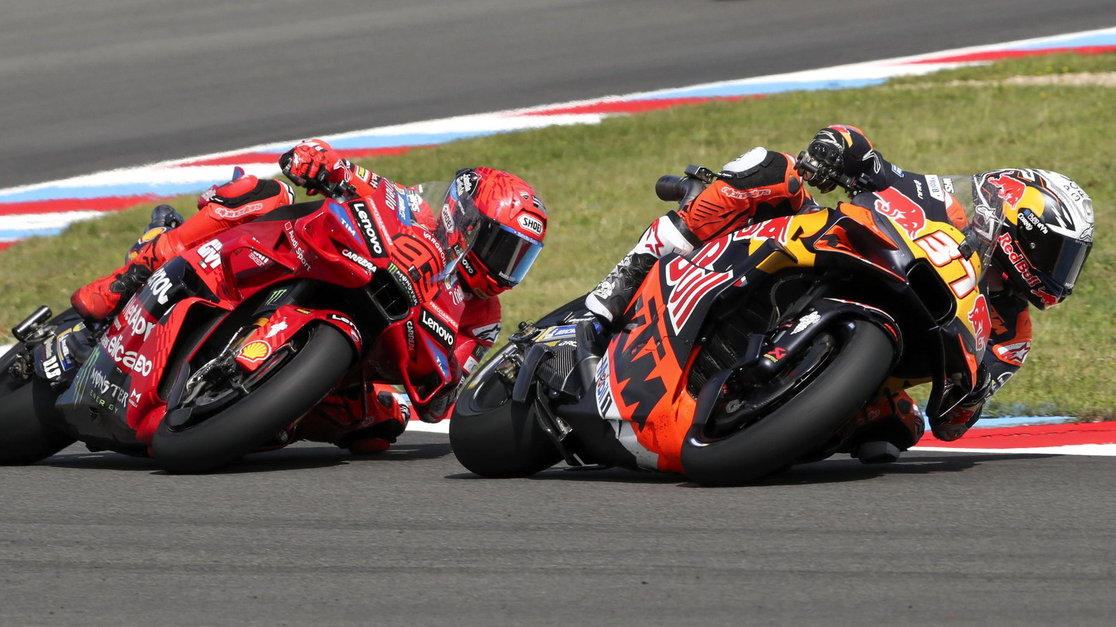 Pedro Acosta, Marc Marquez, 2025 Czech MotoGP Sprint