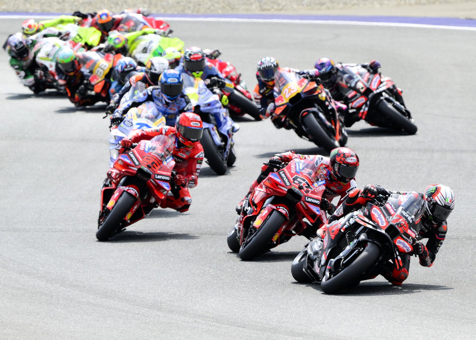 Bezzecchi leads, 2025 Austrian MotoGP