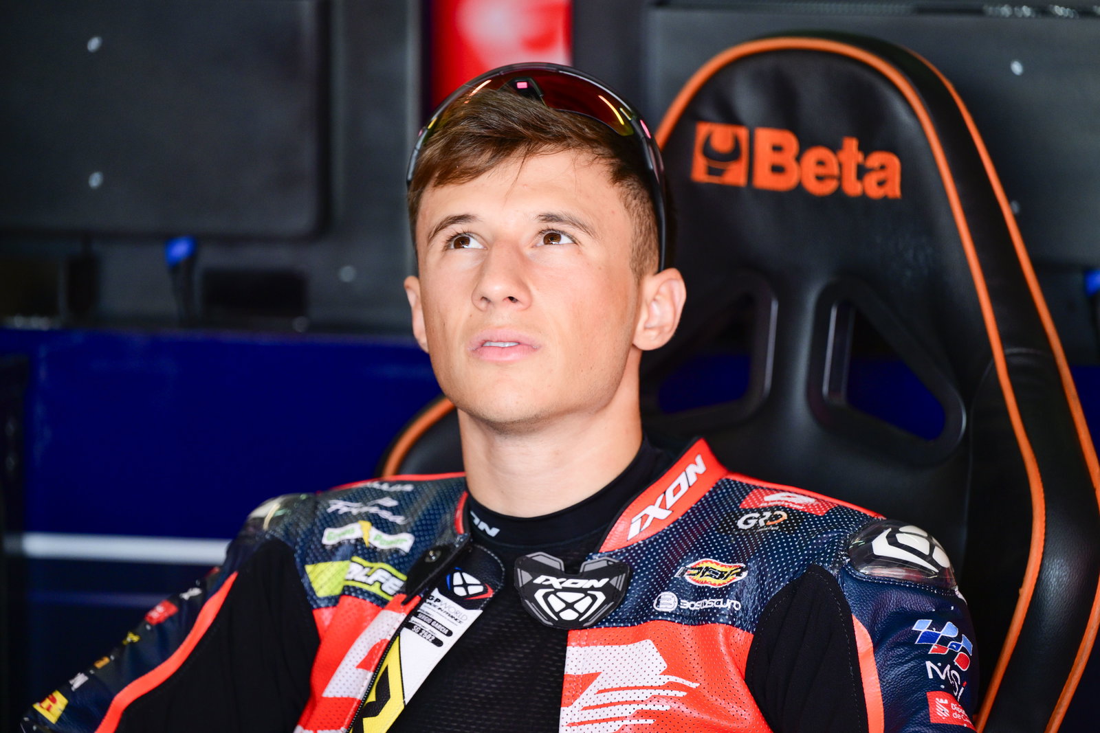 Sergio Garcia, 2025 Moto2 Aragon Grand Prix, pit box. Credit: Gold and Goose.