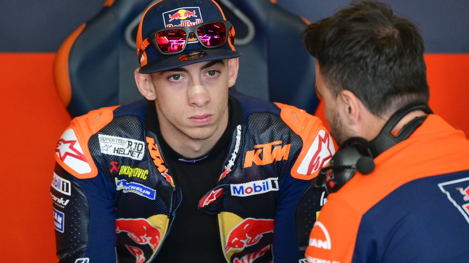 Pedro Acosta, 2025 MotoGP Czech Grand Prix, pit box. Credit: Gold and Goose.