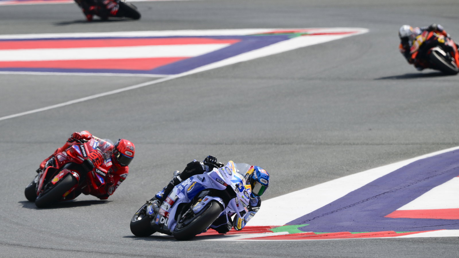 Alex Marquez leads Marc Marquez, 2025 MotoGP Austrian Grand Prix, Sprint. Credit: Gold and Goose.