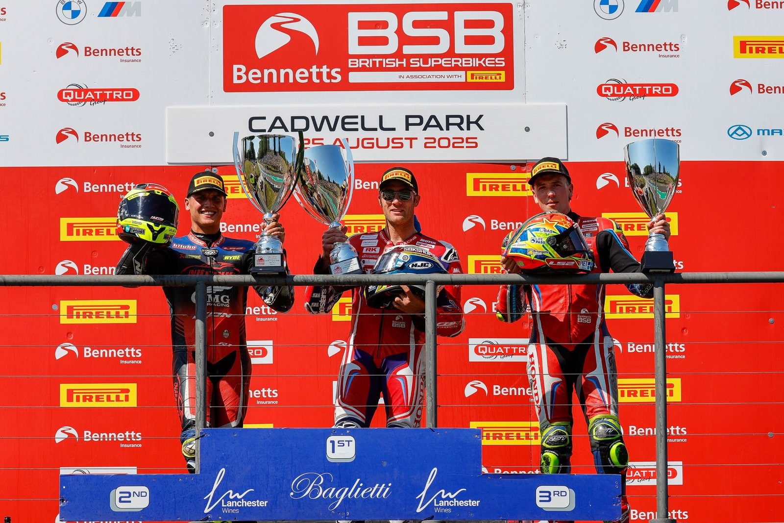 Tommy Bridewell, Kyle Ryde, Andrew Irwin, Cadwell Park, BSB. 2025, Race 2