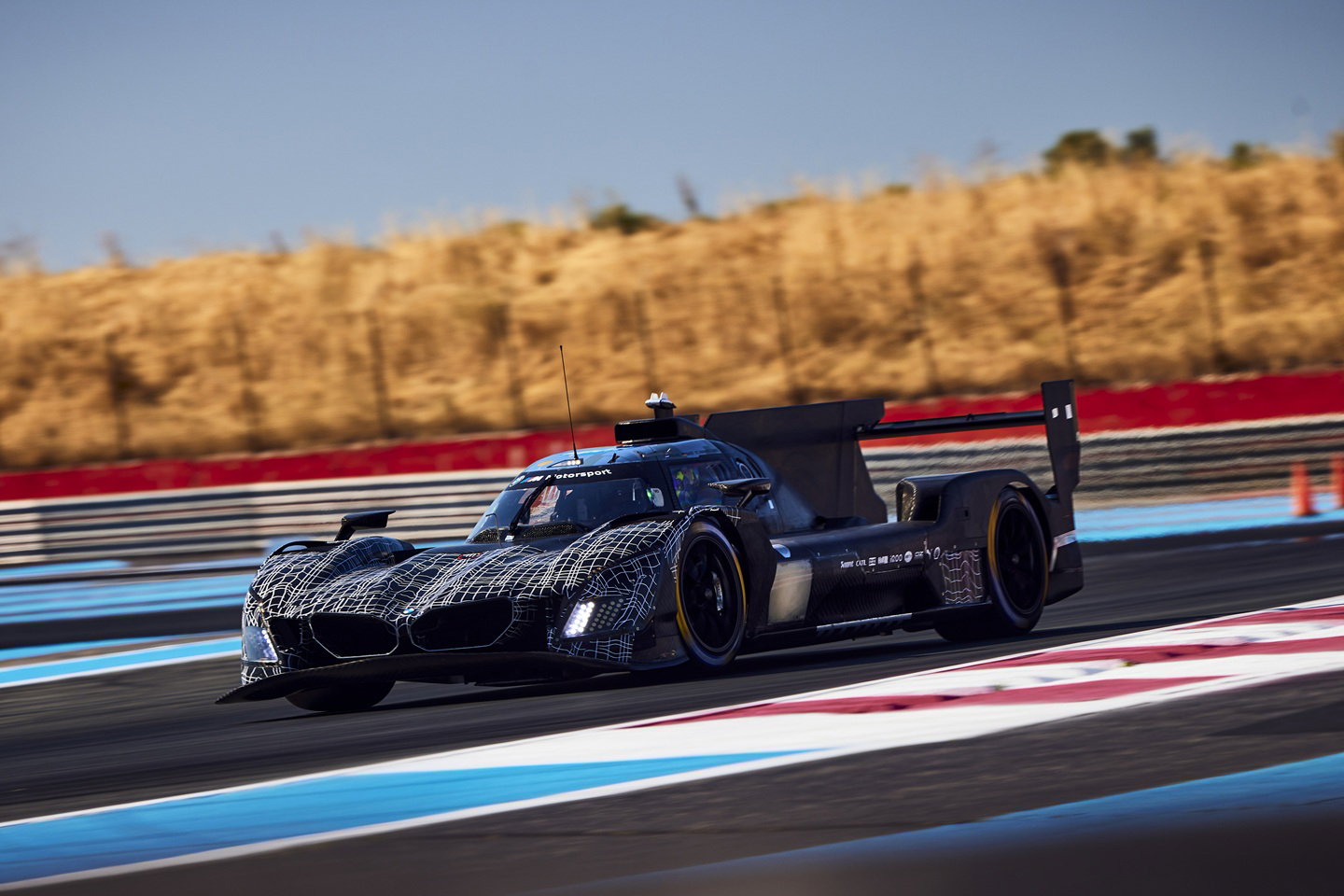 2026 BMW M Hybrid V8