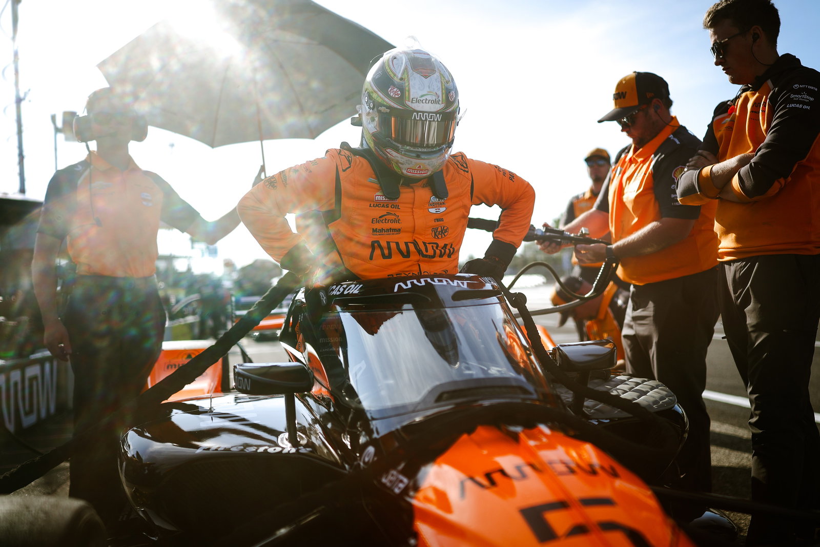 Pato O'Ward will lead the field away in Portland.