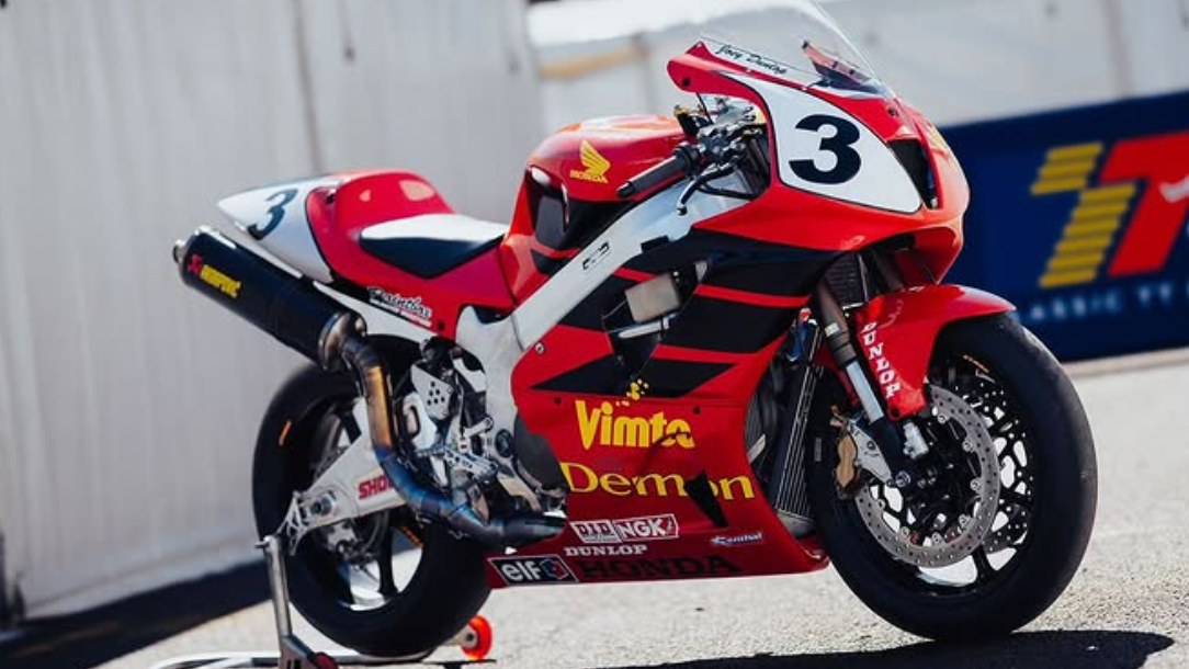 Michael Dunlop's bike for Joey Dunlop tribute lap