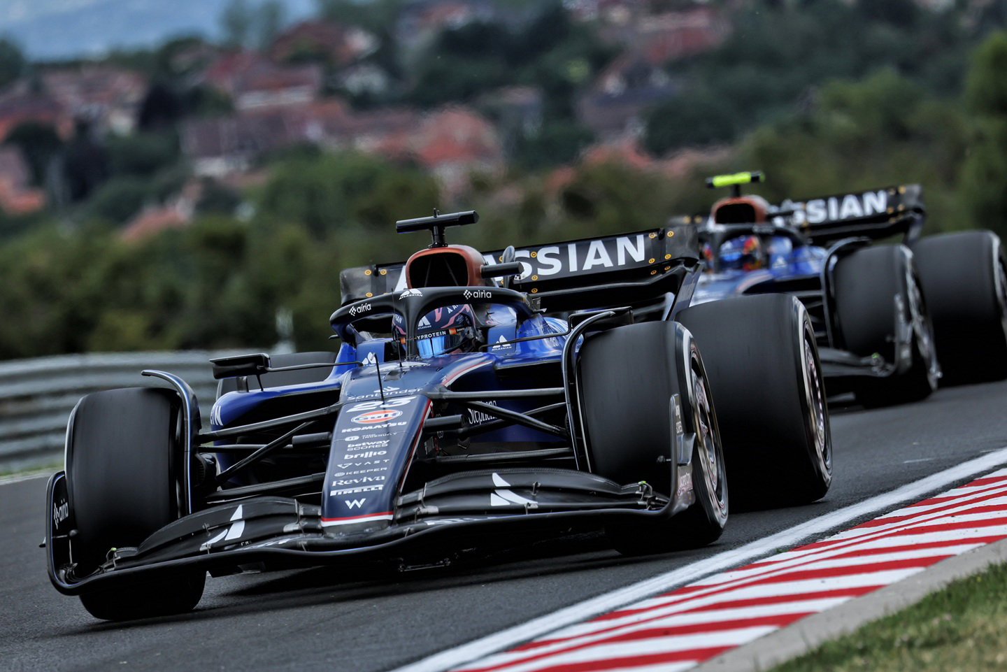 Alex Albon and Carlos Sainz, Williams