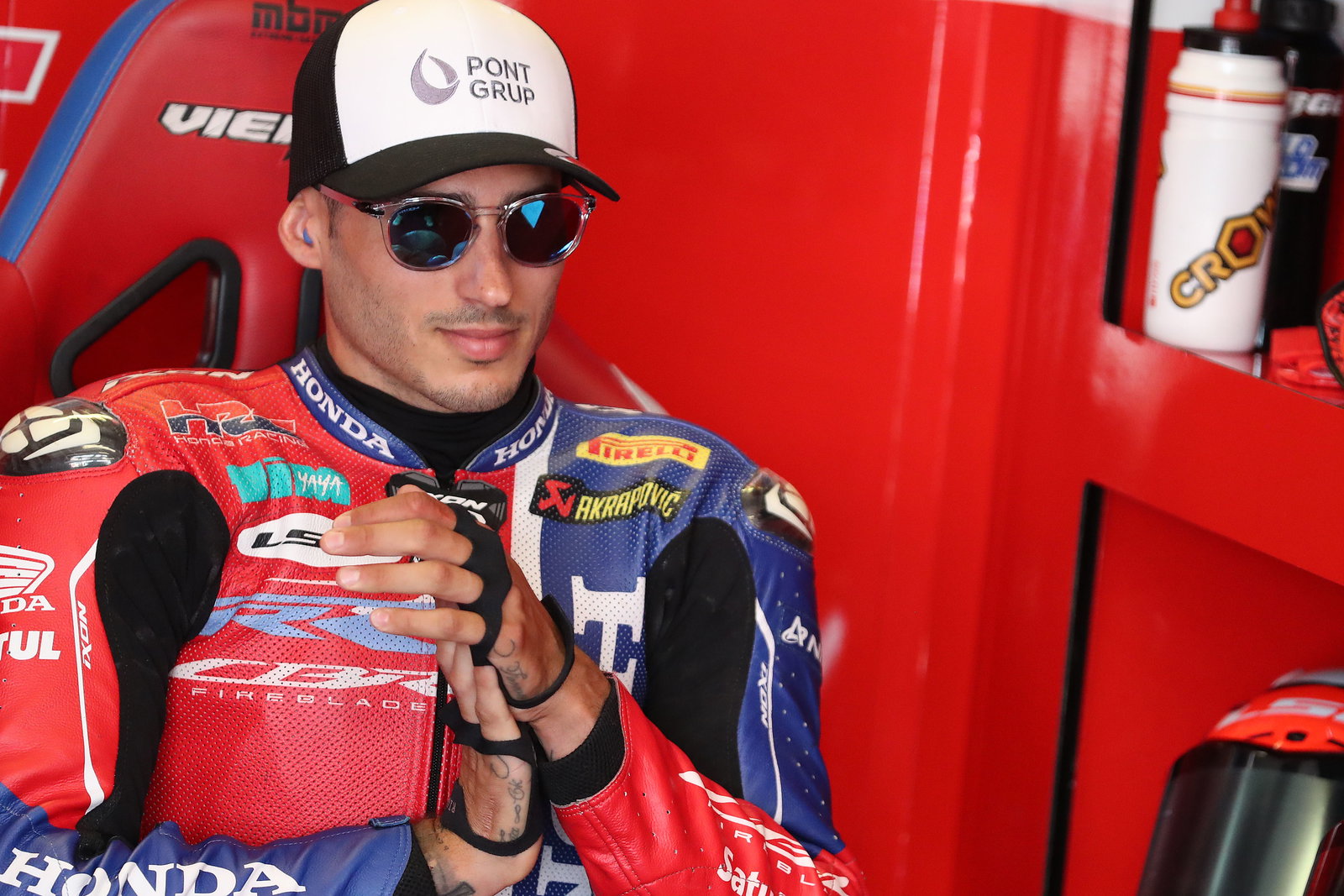 Xavi Vierge, 2025 Emilia-Romagna WorldSBK, pit box. Credit: Gold and Goose.