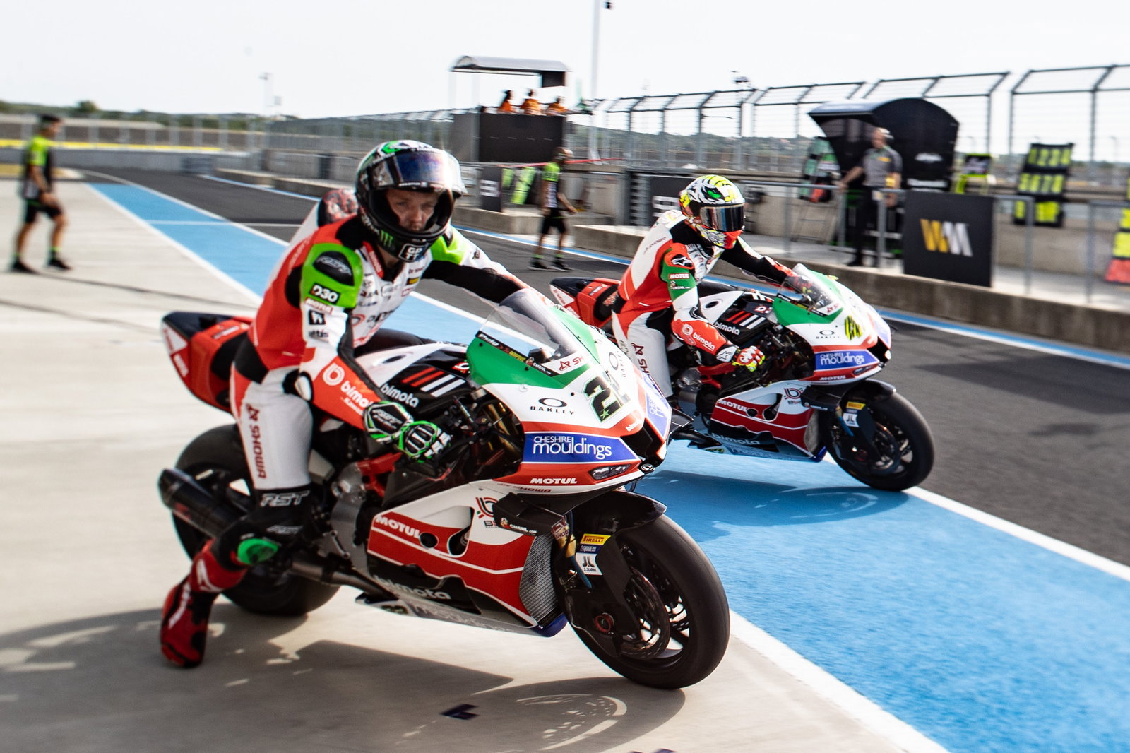 Alex Lowes, Axel Bassani, 2025 Hungarian WorldSBK. Credit: Gold and Goose.