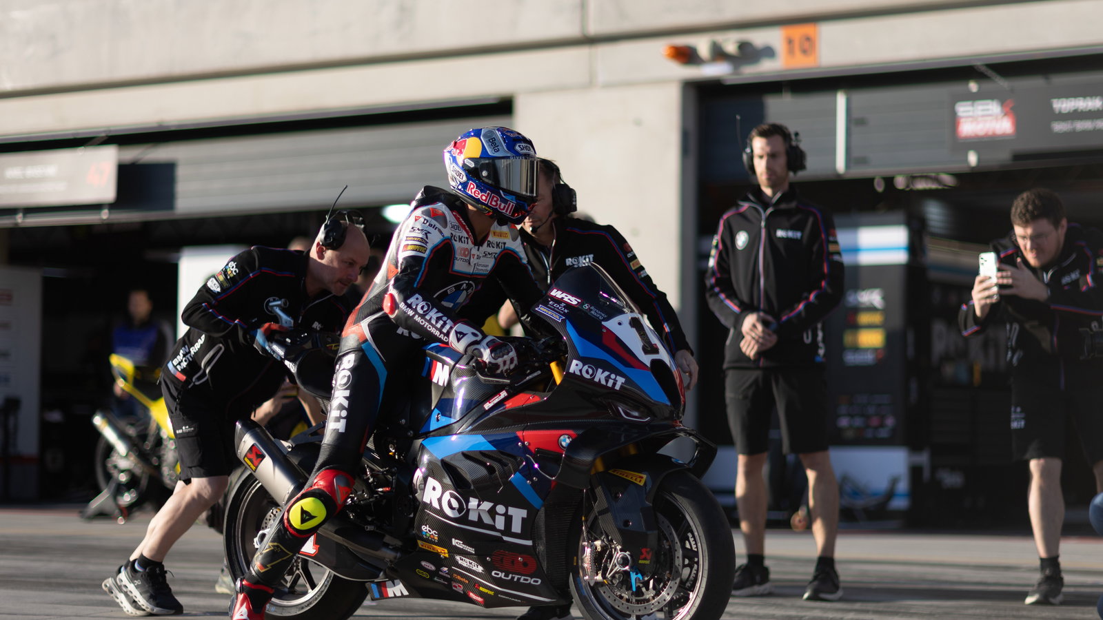 Toprak Razgatlioglu, 2025 Aragon WorldSBK, pit lane. Credit: Gold and Goose.