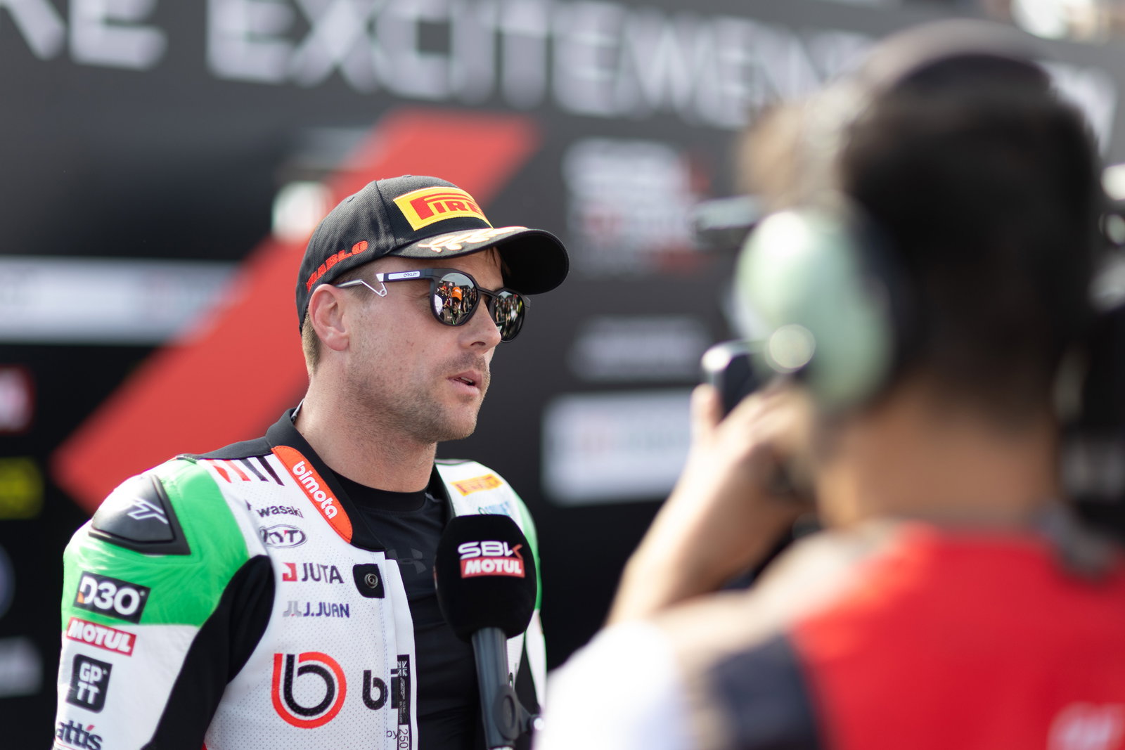 Alex Lowes, 2025 Aragon WorldSBK, parc ferme. Credit: Gold and Goose.