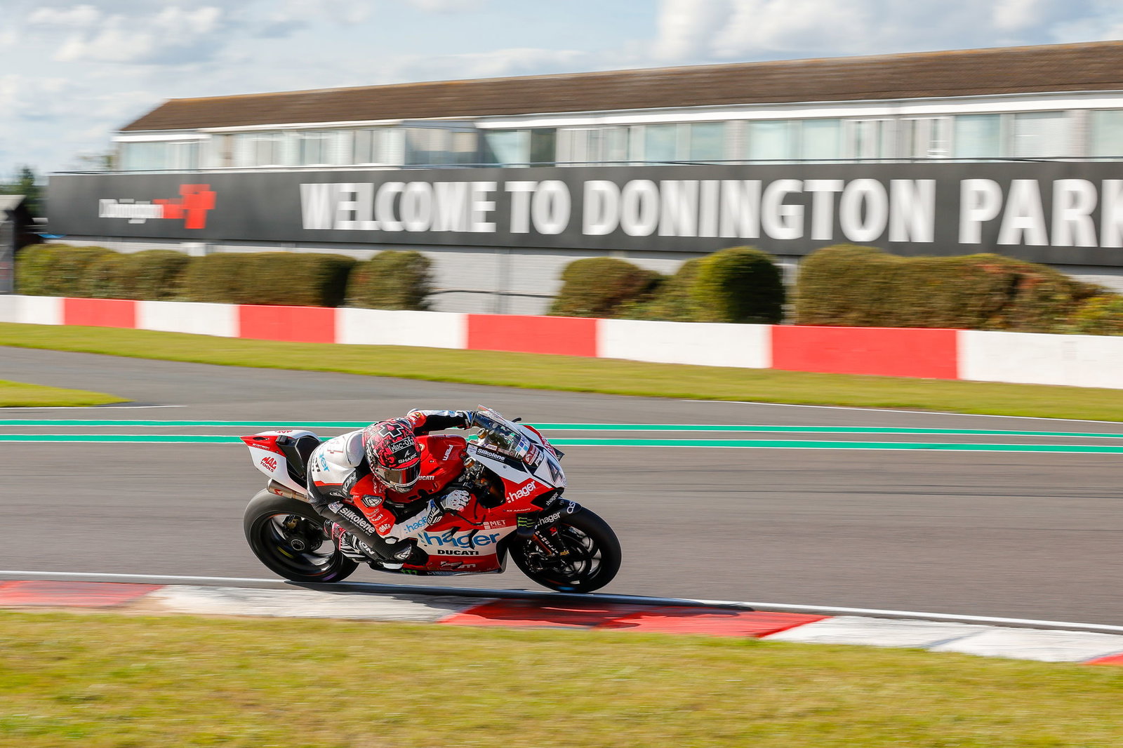 Scott Redding, 2025 Donington Park (2) BSB. Credit: Ian Hopgood Photography.