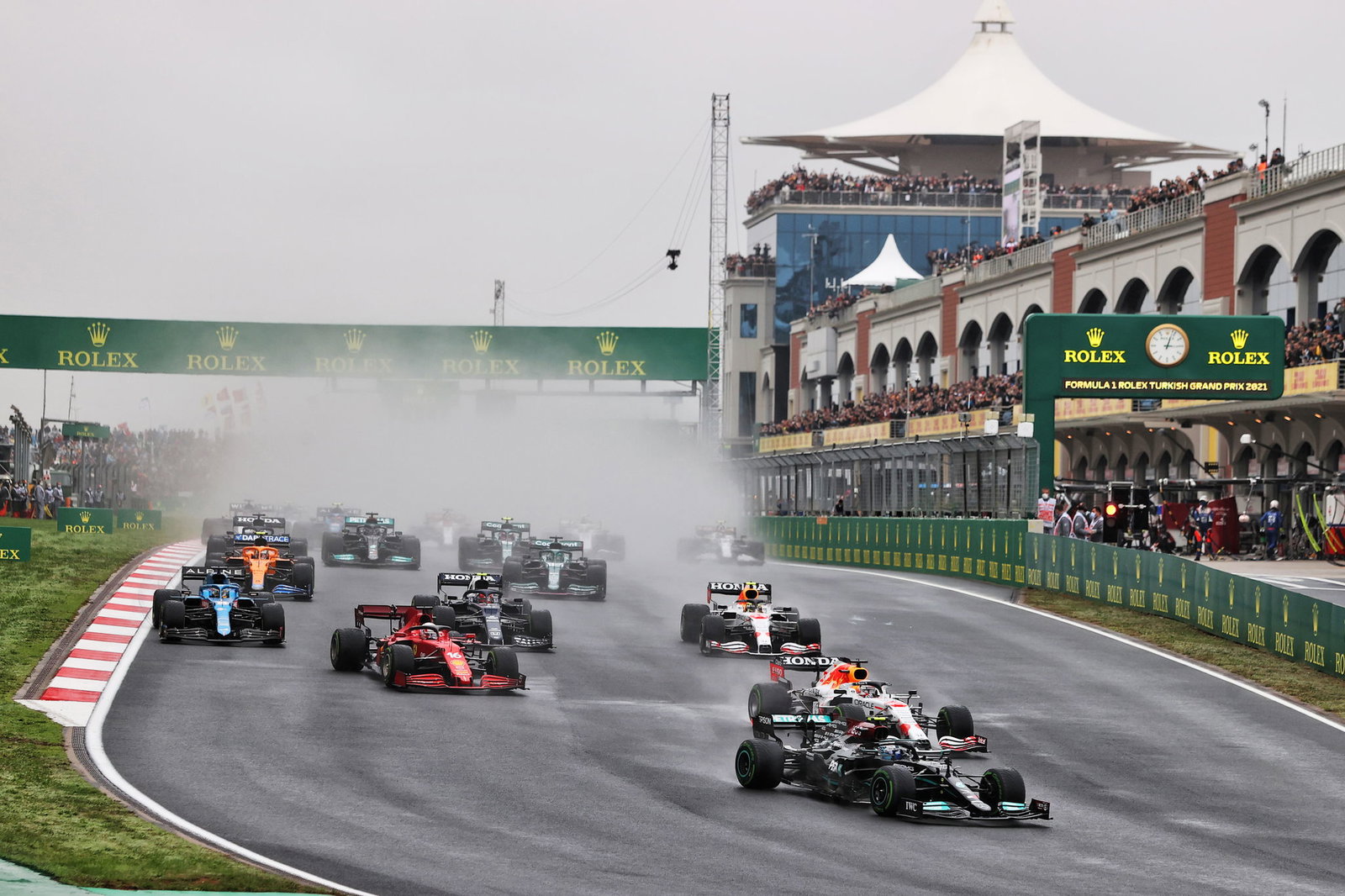 The start of the 2021 Turkish GP