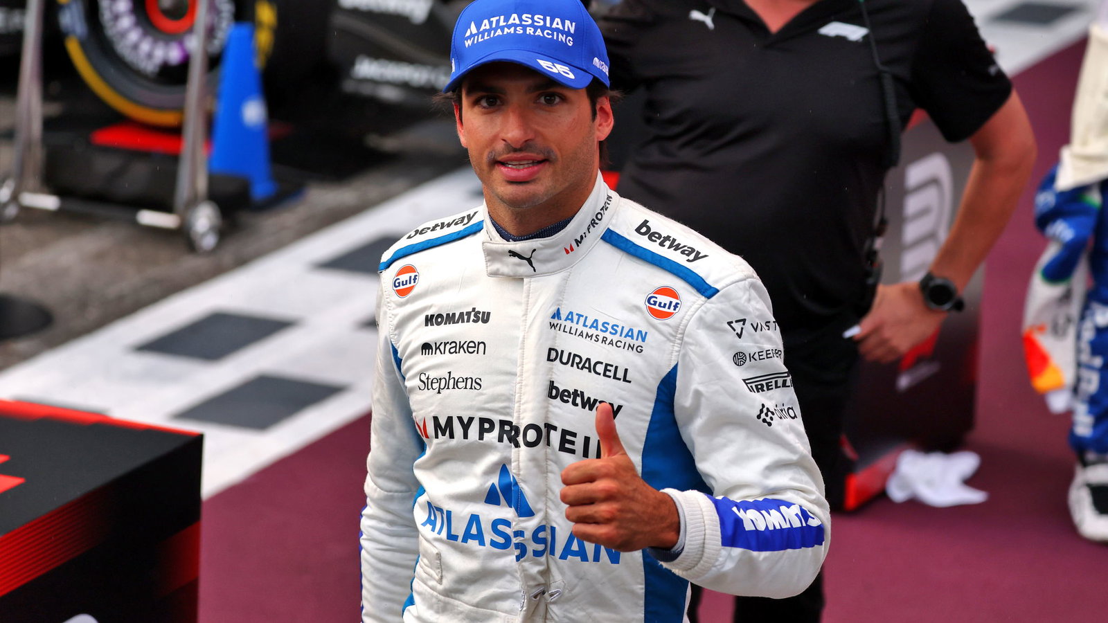 Carlos Sainz celebrates his best qualifying for Williams 