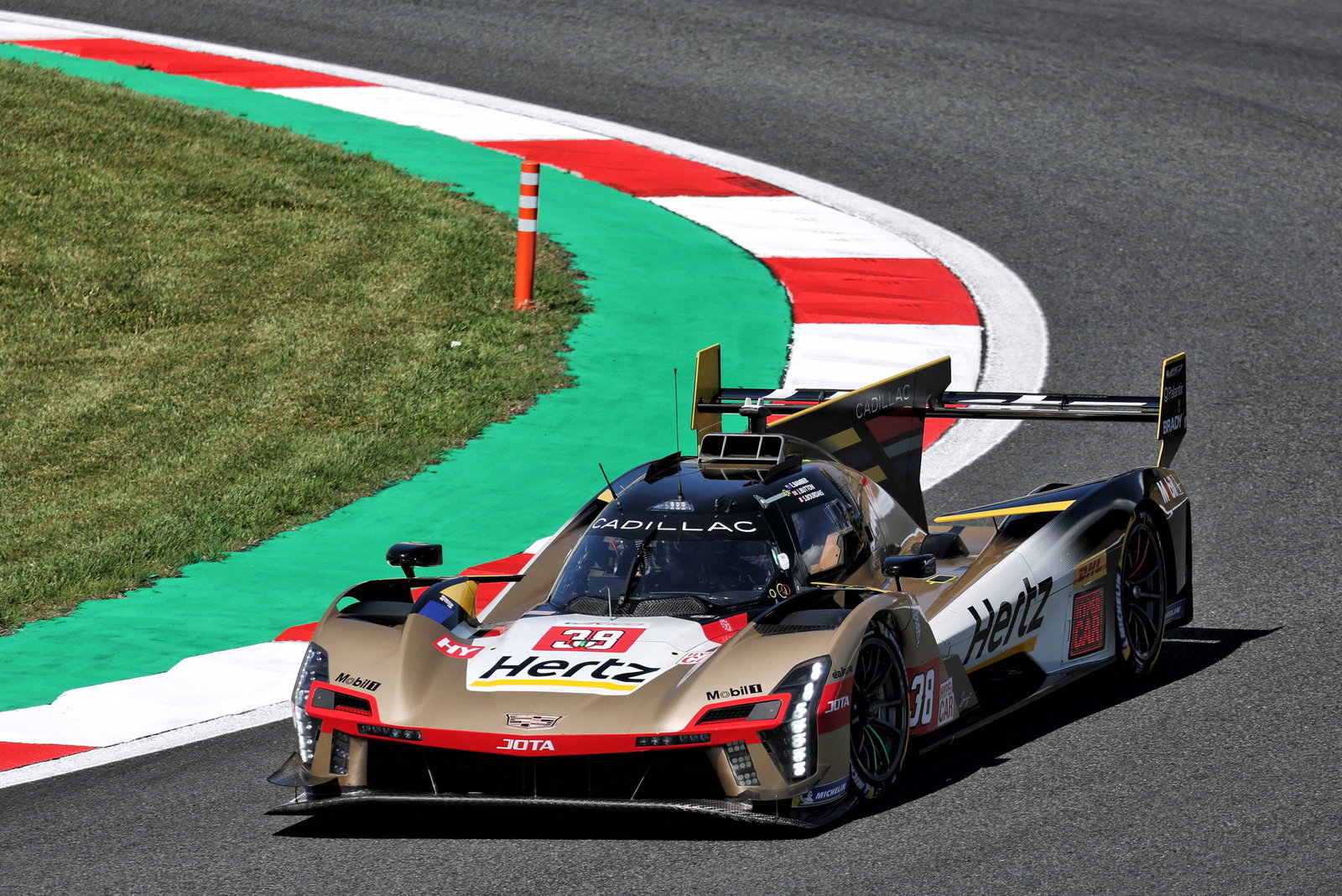 #38 Cadillac Hertz Team Jota