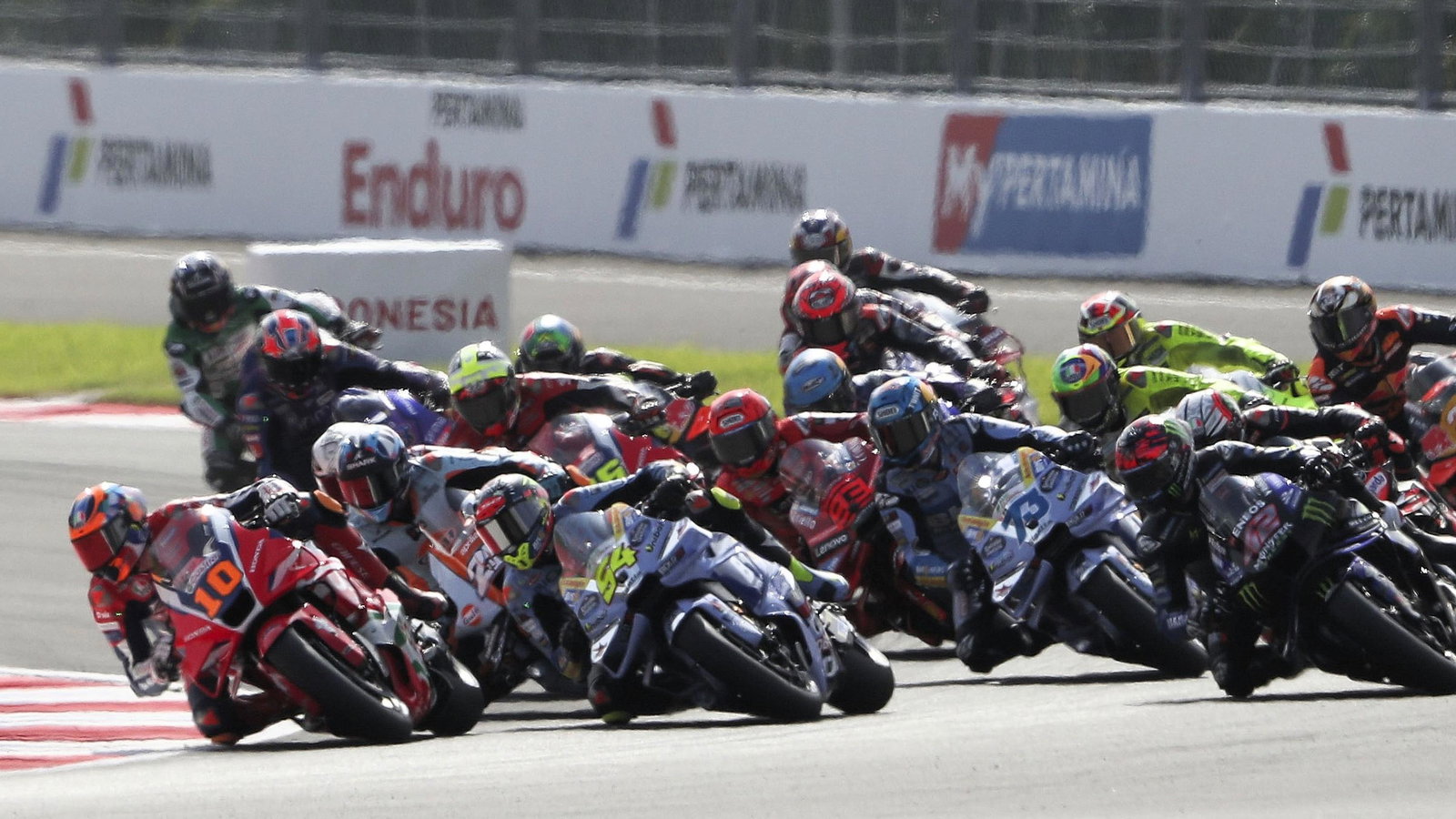 Start, 2025 Indonesian MotoGP Sprint