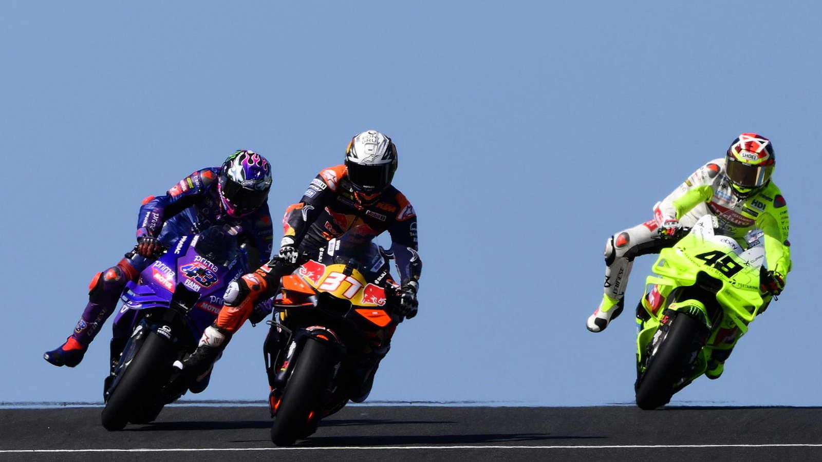 Acosta, Miller, di Giannantonio fight over 3rd, 2025 Australian MotoGP Sprint