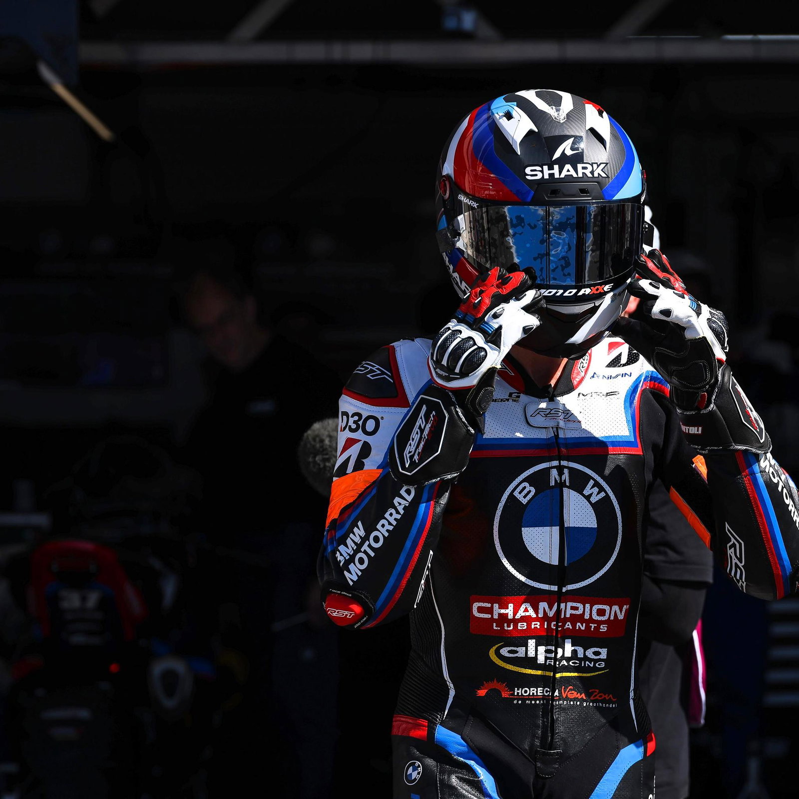 Sylvain Guintoli (Pic: BMW Motorrad Motorsport).