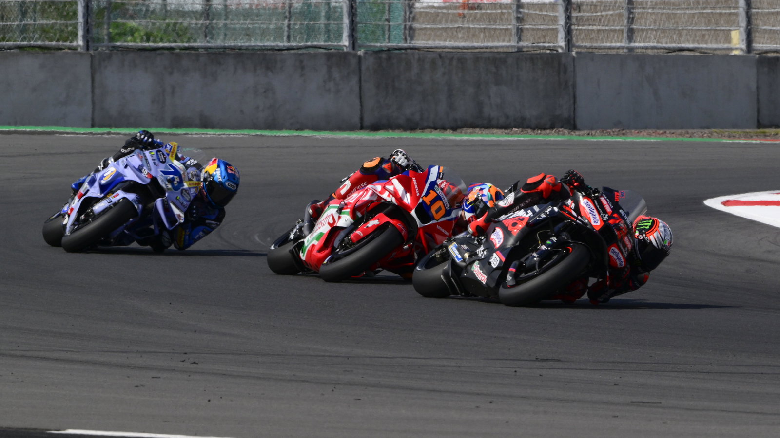 Marco Bezzecchi, Luca Marini, Alex Marquez, 2025 MotoGP Indonesian Grand Prix, Sprint. Credit: Gold and Goose.