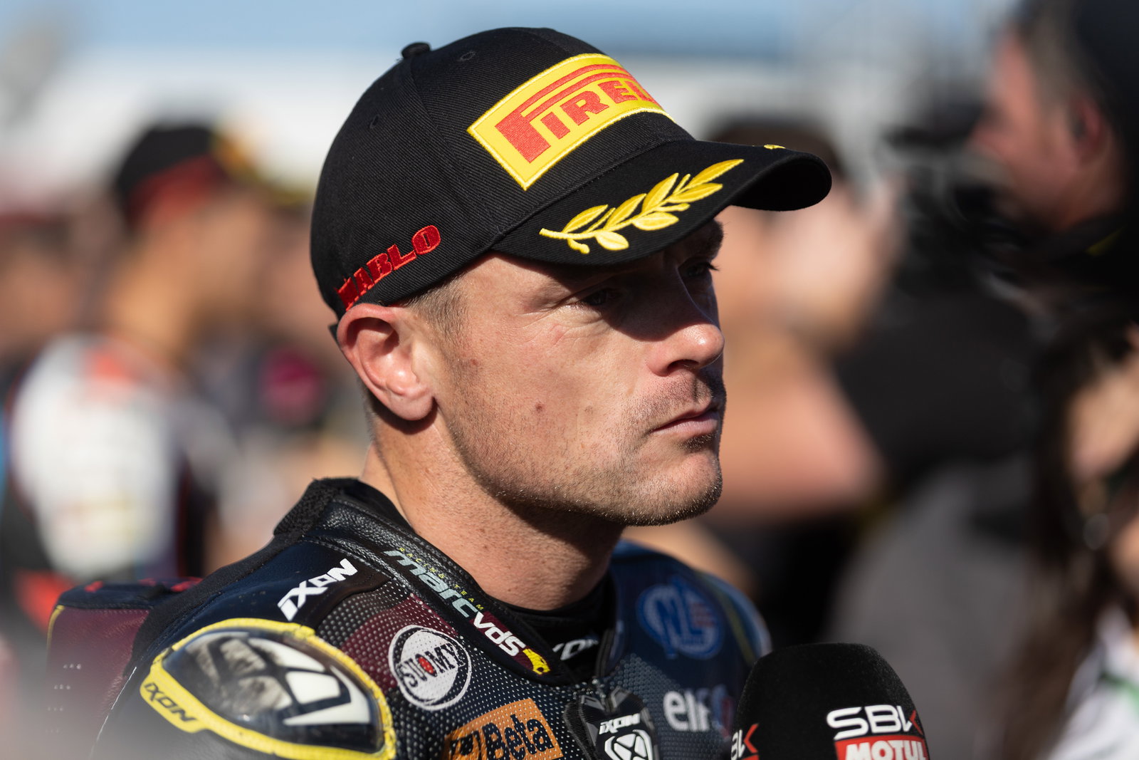 Sam Lowes, 2025 Spanish WorldSBK, parc ferme. Credit: Gold and Goose.