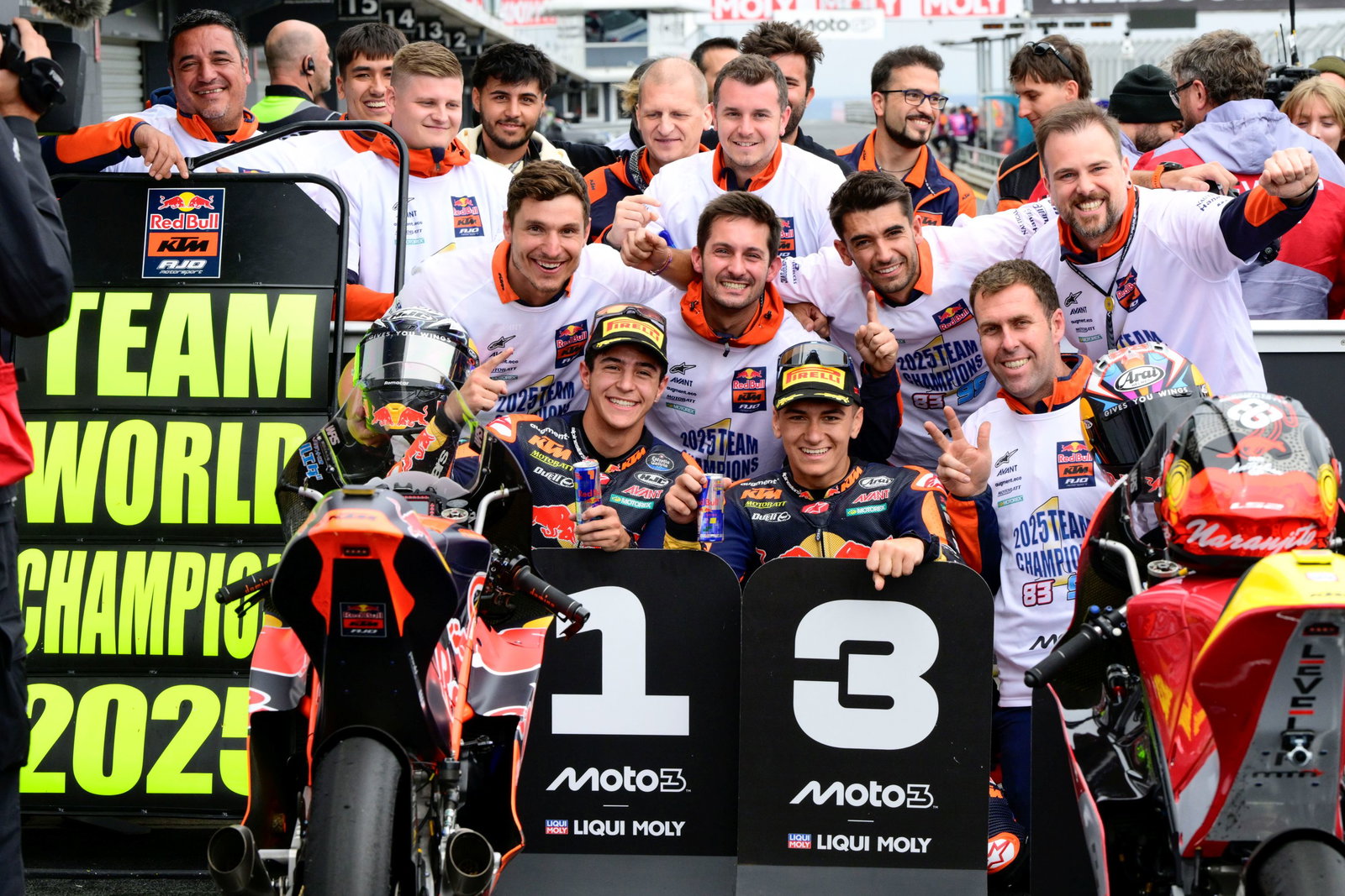 Jose Antonio Rueda, Moto3, Red Bull KTM Ajo, 2025, Australian GP, with Alvaro Carpe