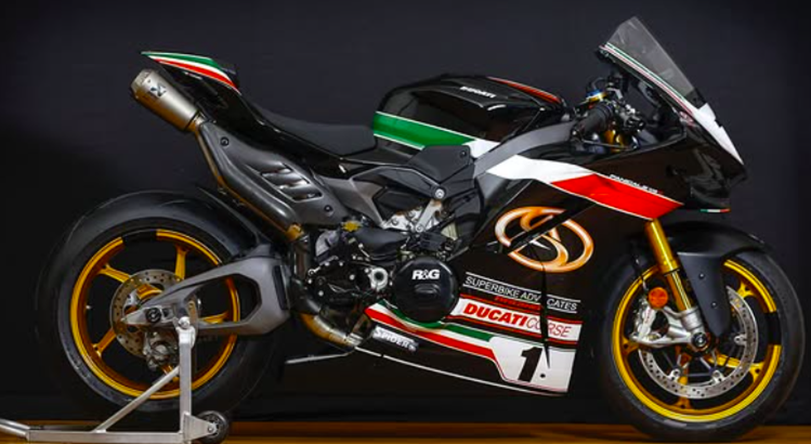 Superbike Advocates Ducati 2026 BSB livery reveal. Credit: Instagram/Superbike Advocates.