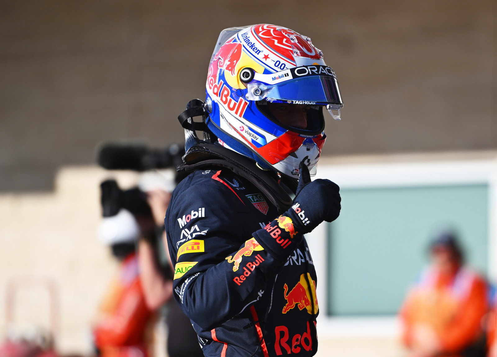 Verstappen celebrates another sprint pole in Austin