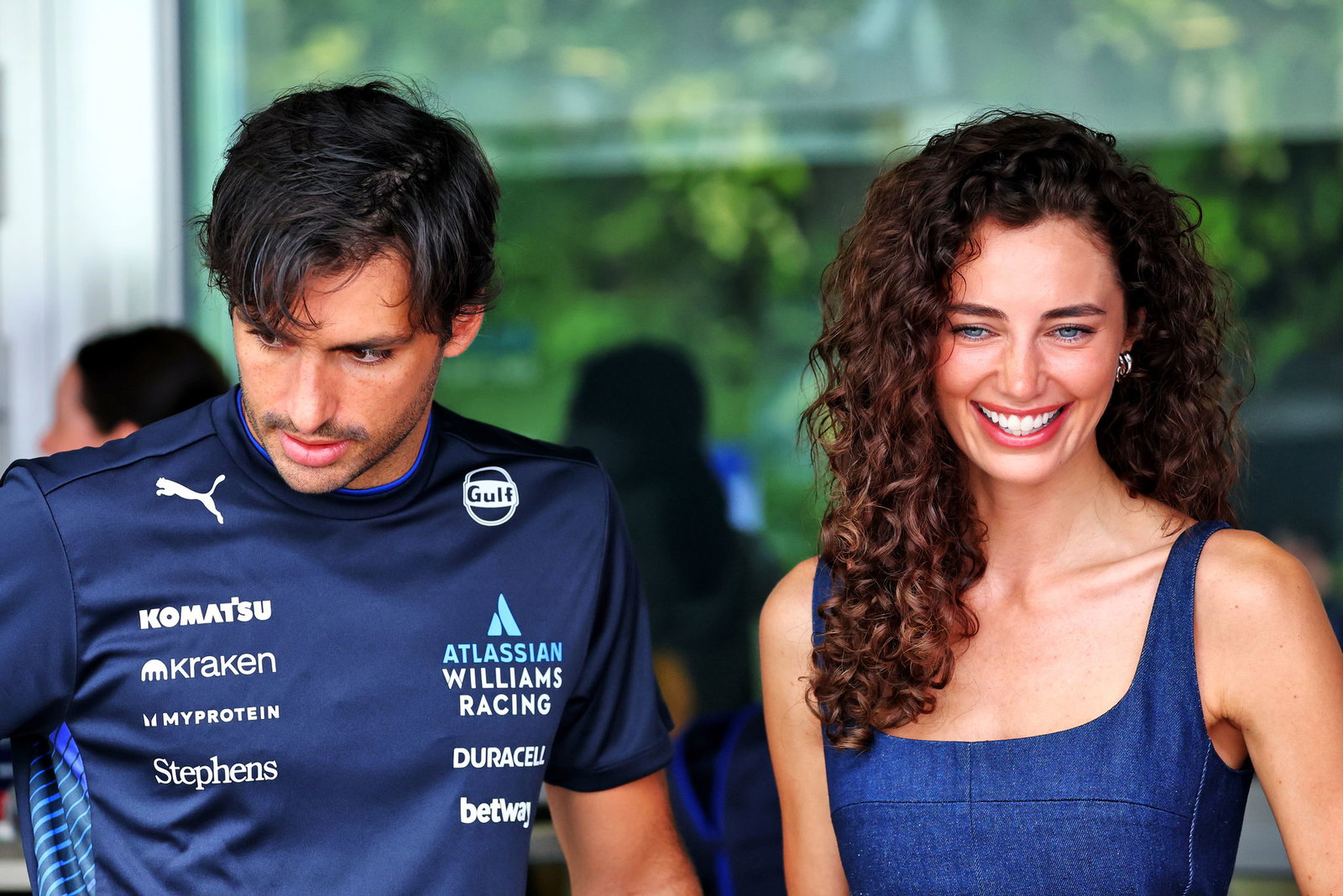 Carlos Sainz and girlfriend Rebecca Donaldson 