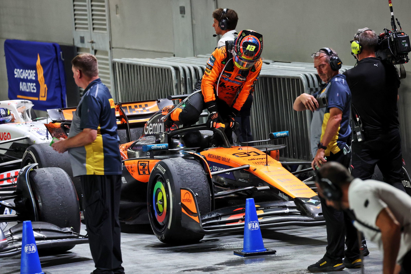 Piastri fumed at McLaren in Singapore 
