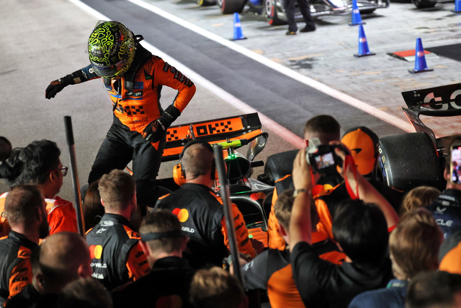 Norris celebrates third place