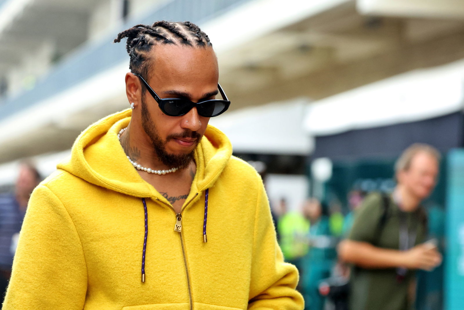 Hamilton arrives at COTA ahead of the United States Grand Prix