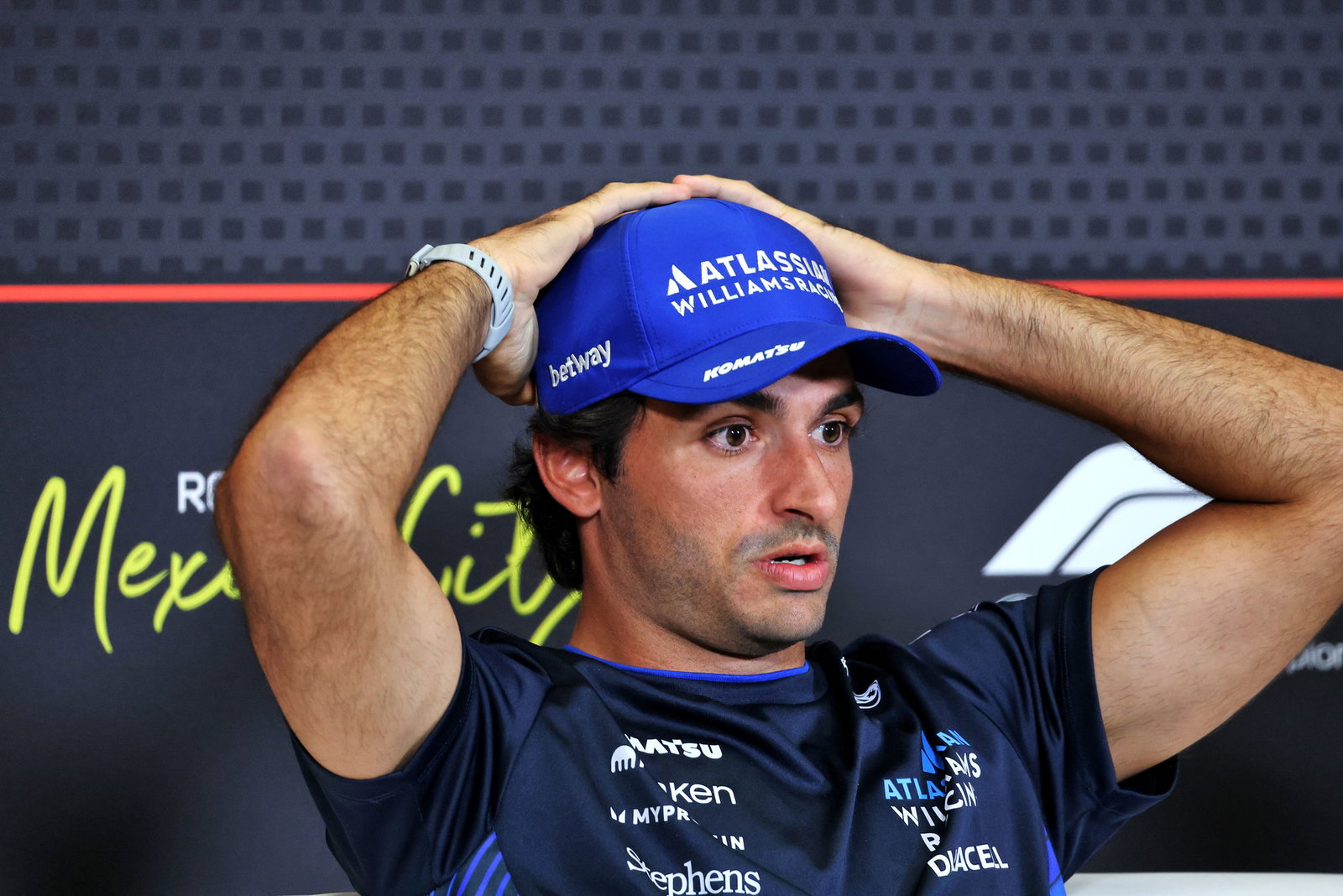 Sainz still disagrees with the penalty he received 