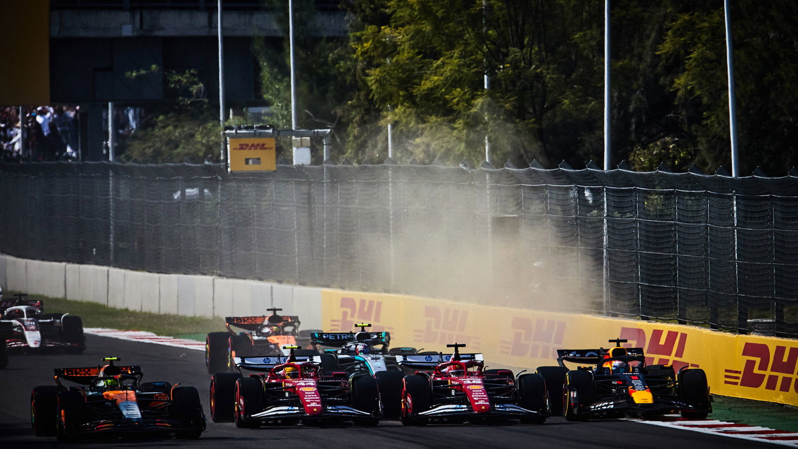 The start of the Mexico City GP was controversial 