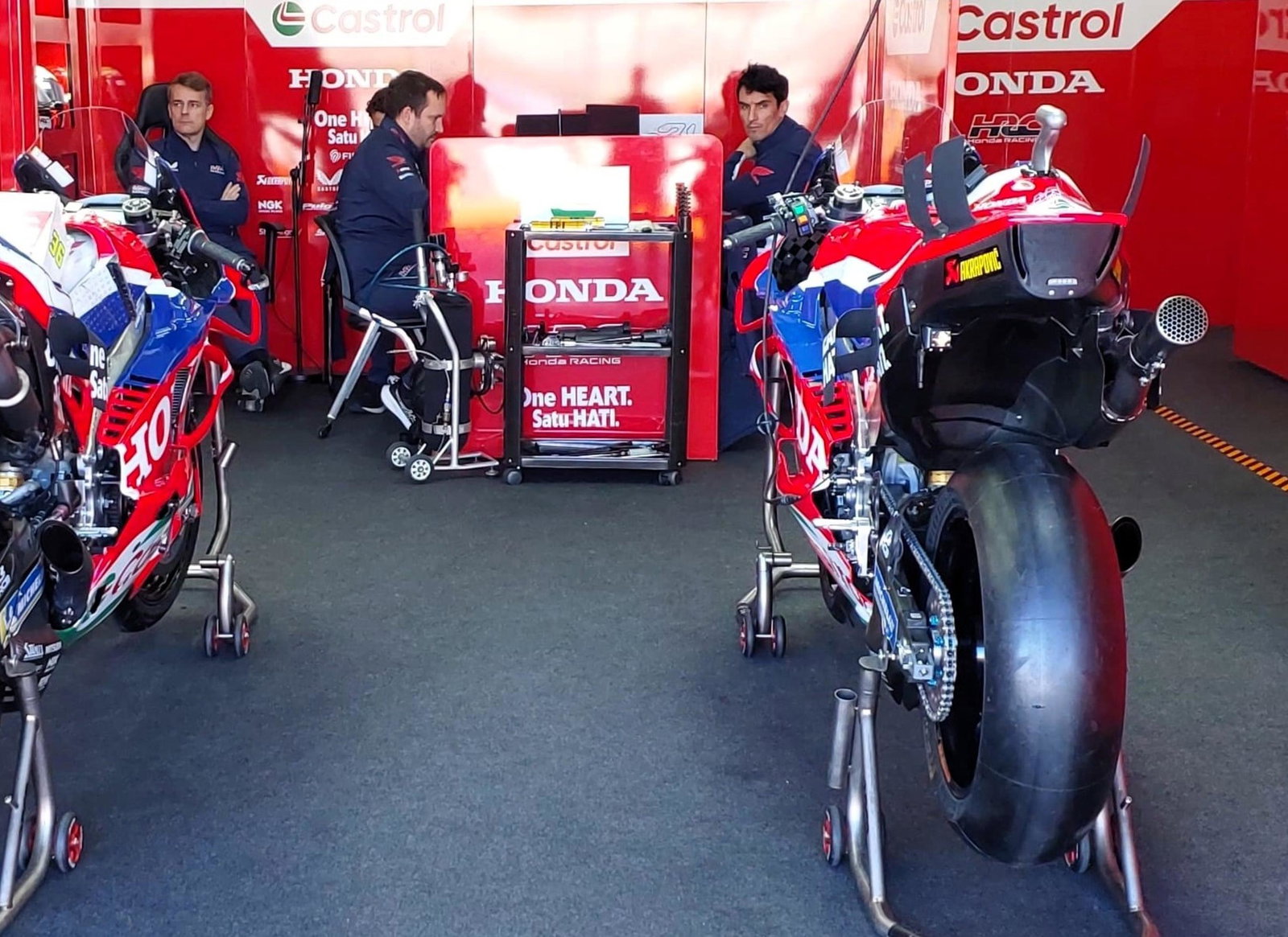 Honda with 'leg wings', 2025 Valencia MotoGP test