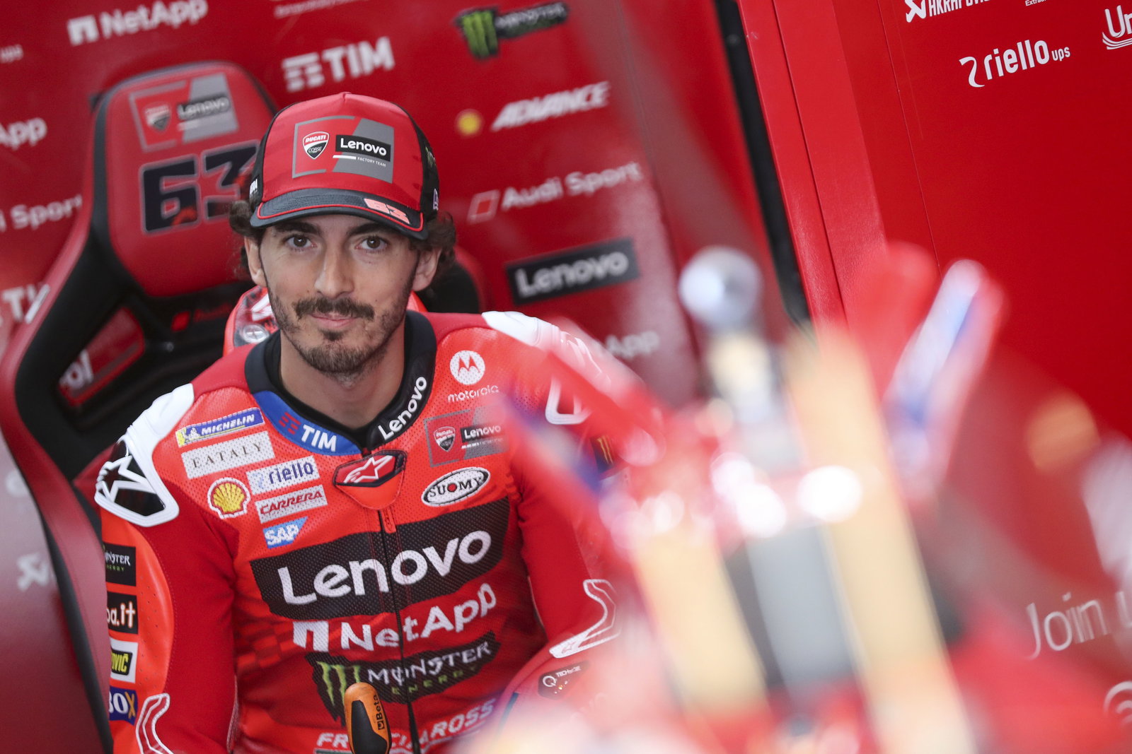 Francesco Bagnaia, 2025 MotoGP Valencia Grand Prix, pit box. Credit: Gold and Goose.