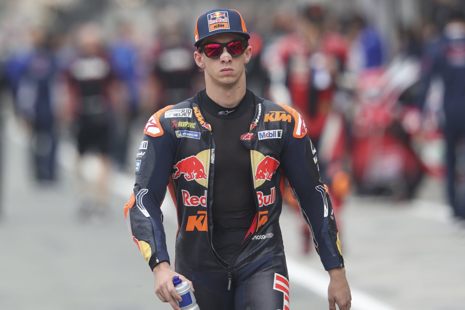 Pedro Acosta, 2025 MotoGP Valencia Grand Prix, pit lane. Credit: Gold and Goose.