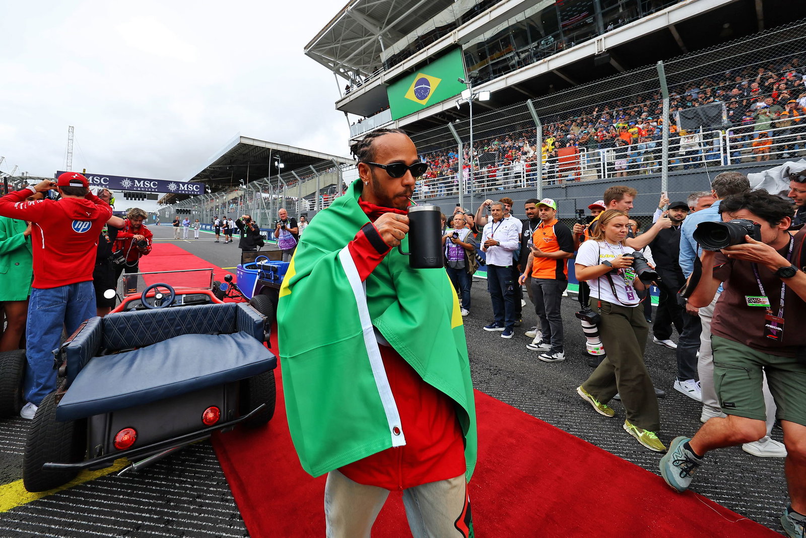 LEWIS HAMILTON 