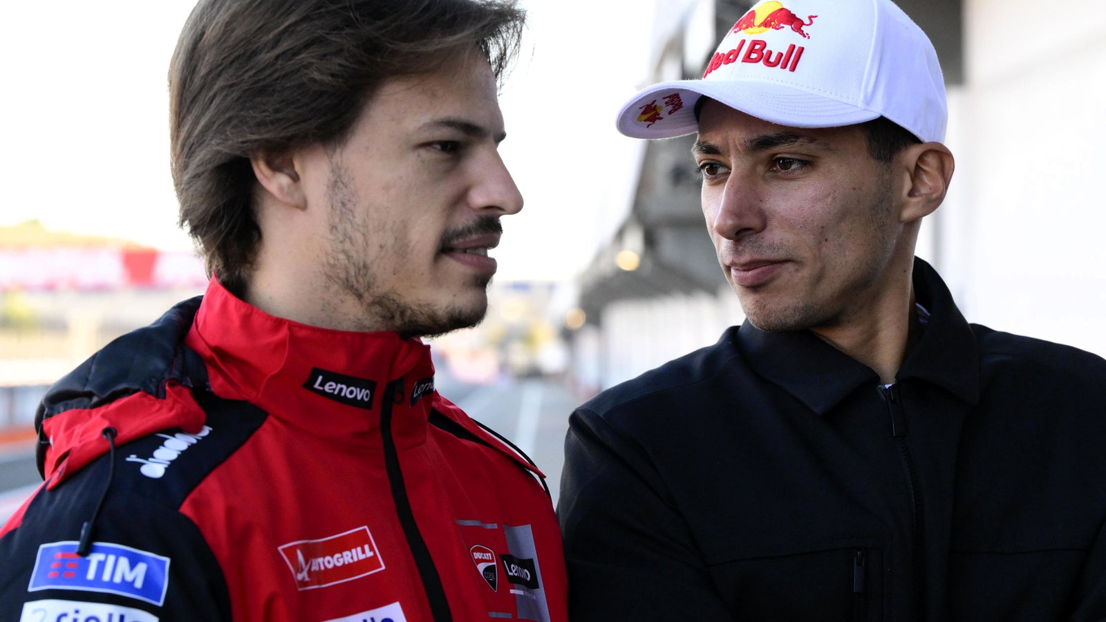 Nicolo Bulega, Toprak Razgatlioglu, 2025 Valencia MotoGP test