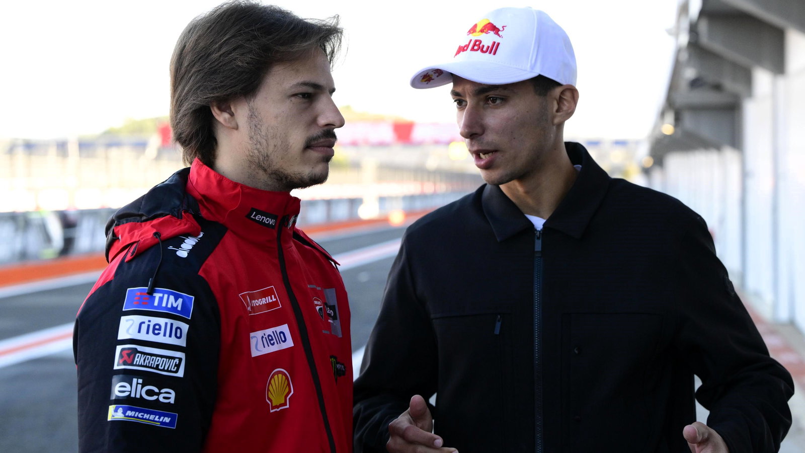 Nicolo Bulega, Toprak Razgatlioglu, 2025 Valencia MotoGP test