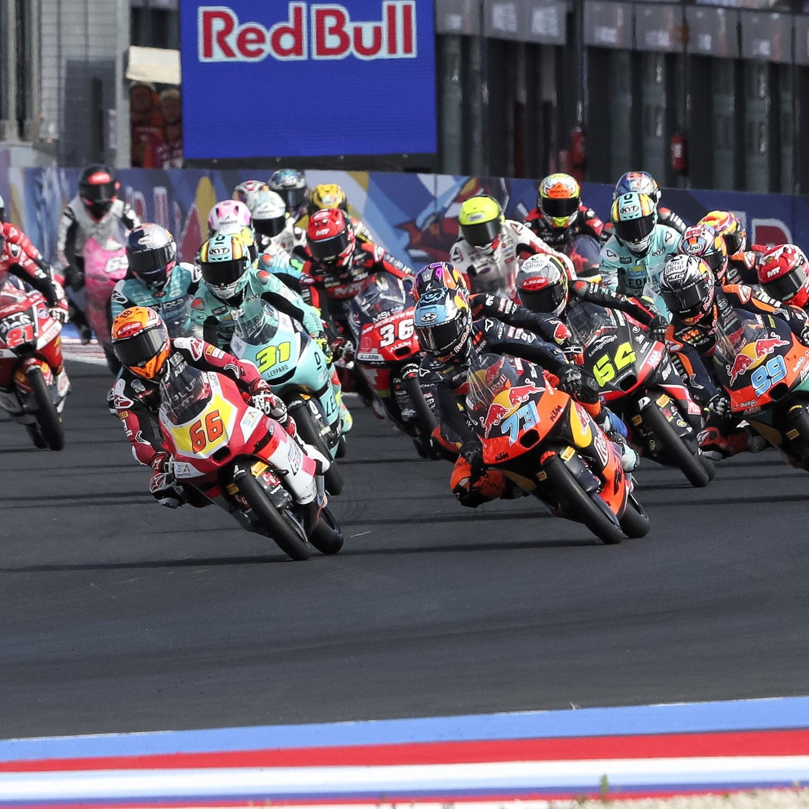 Start, 2025 San Marino Moto3 Grand Prix.