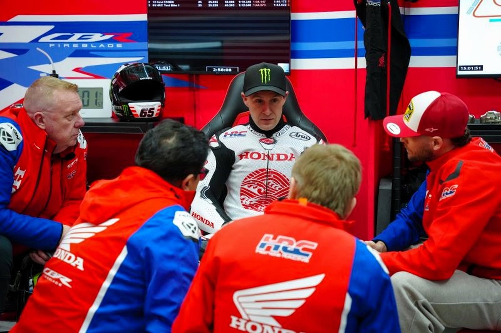 Jonathan Rea, Jake Dixon and HRC team, 2026 Jerez WorldSBK test.