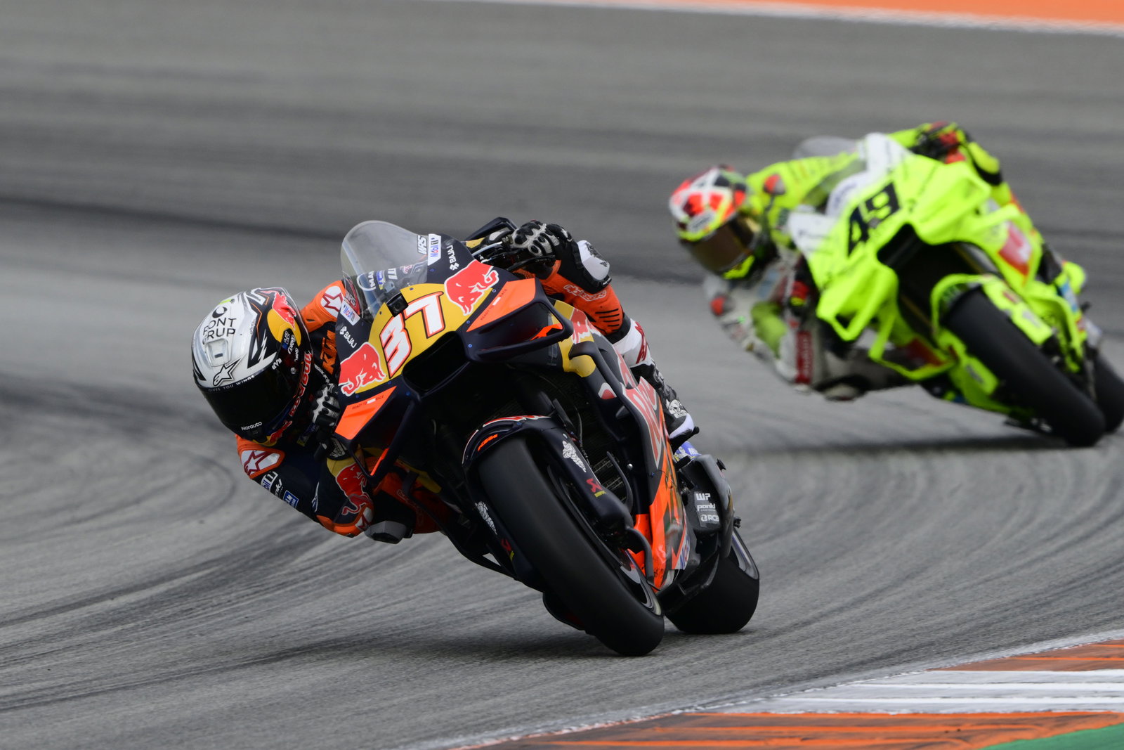 Pedro Acosta, Fabio Di Giannantonio, 2025 Valencia MotoGP