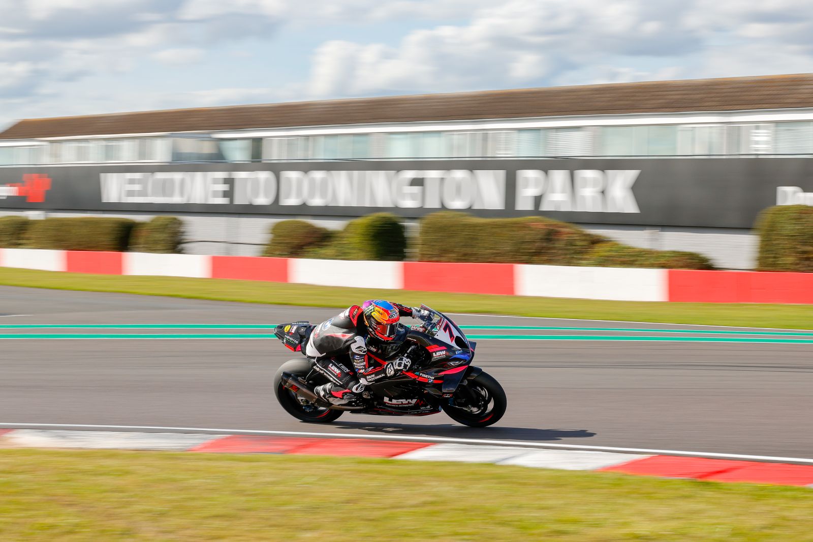 Davey Todd, 2025 Donington Park (2) BSB. Credit: Ian Hopgood Photography.