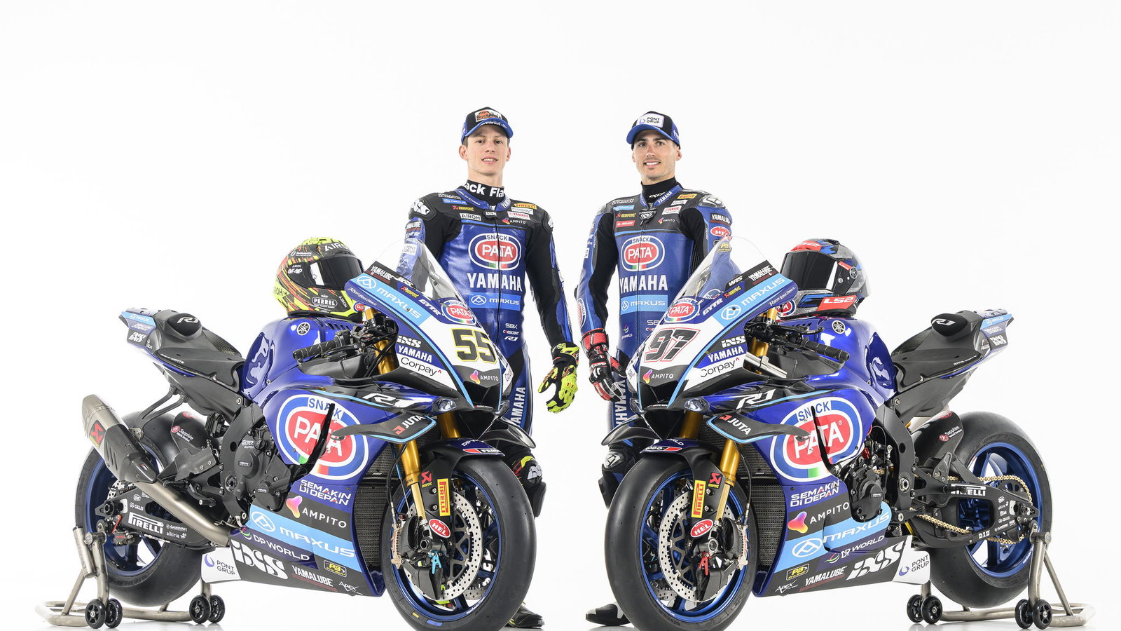 Andrea Locatelli and Xavi Vierge with 2026 Pata Yamaha R1. Credit: Yamaha.