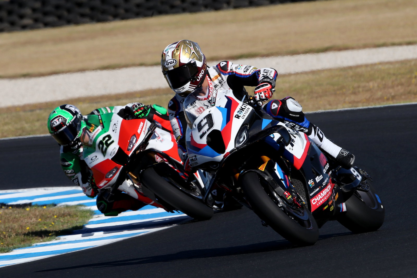 Danilo Petrucci, Alex Lowes, 2026 Phillip Island WorldSBK Test. Credit: Gold and Goose.