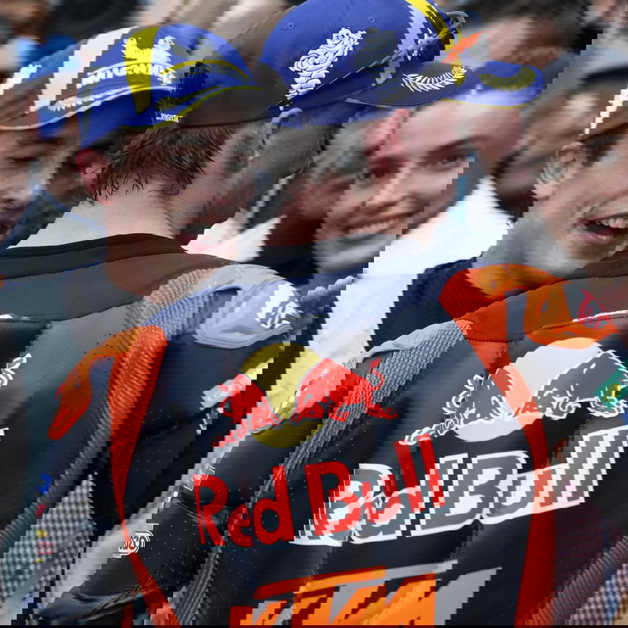 Marc Marquez, Pedro Acosta, 2026 Thai MotoGP (Gold&Goose).