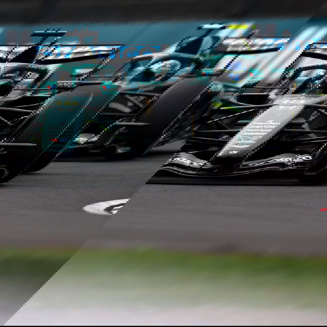 Stroll and Alonso battled over last place at Suzuka 